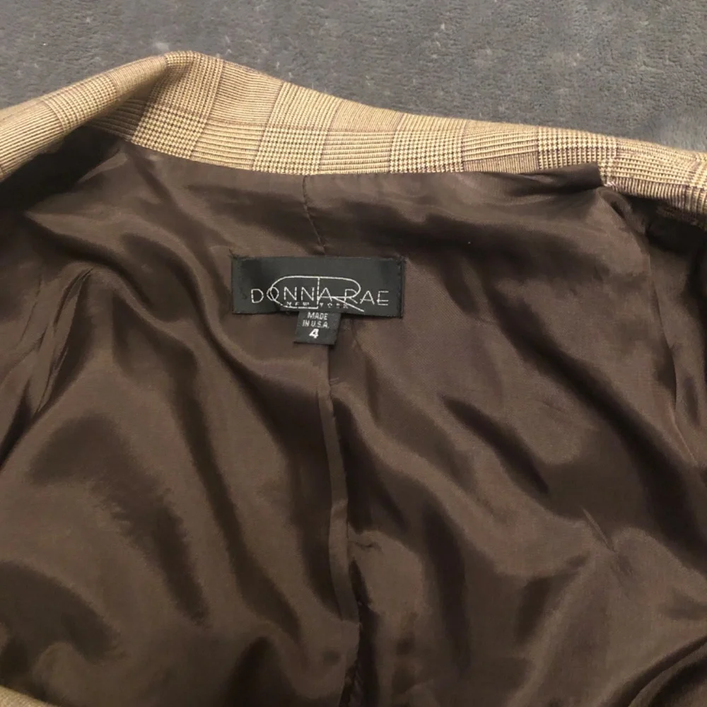 Donna Rae Jacket - Picture 4 of 4